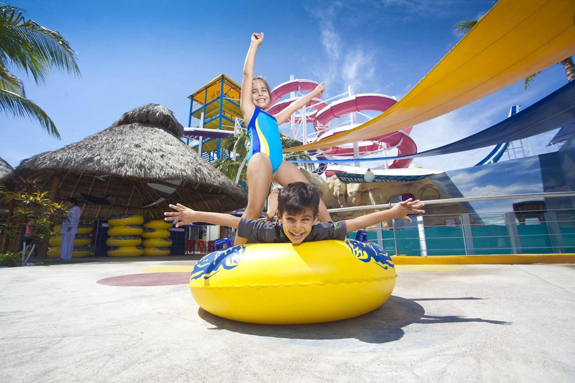 Splash Inn Nuevo Vallarta & Parque Acuatico Exterior photo